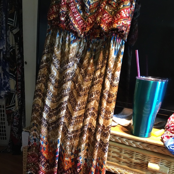 Dress - Picture 2 of 3